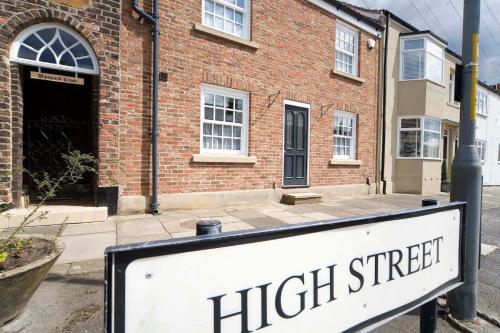 Wolviston Cottage — 4-Star Luxury Hotel in Billingham, United Kingdom