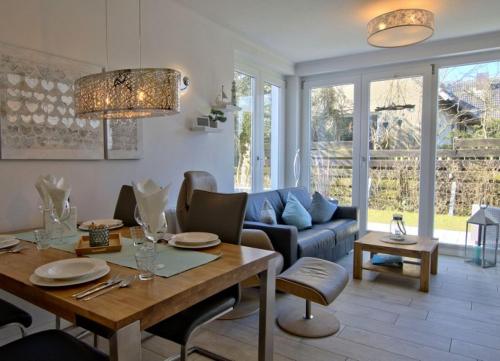 Strandperle; idyllisch gelegen mit Terrasse und Garten für 4 Personen — 4-Star Luxury Hotel in Wangerooge, Germany
