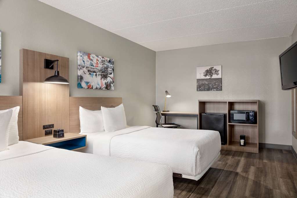 La Quinta Inn by Wyndham Temple - photo 13