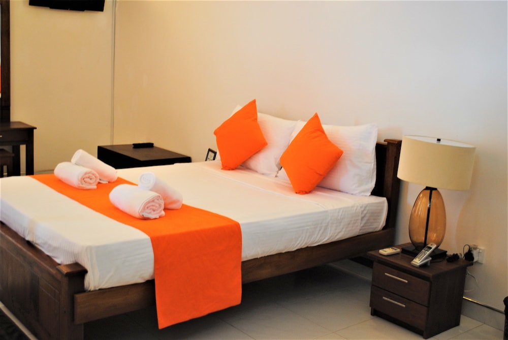 Prego Suites - last minute hotel in Negombo