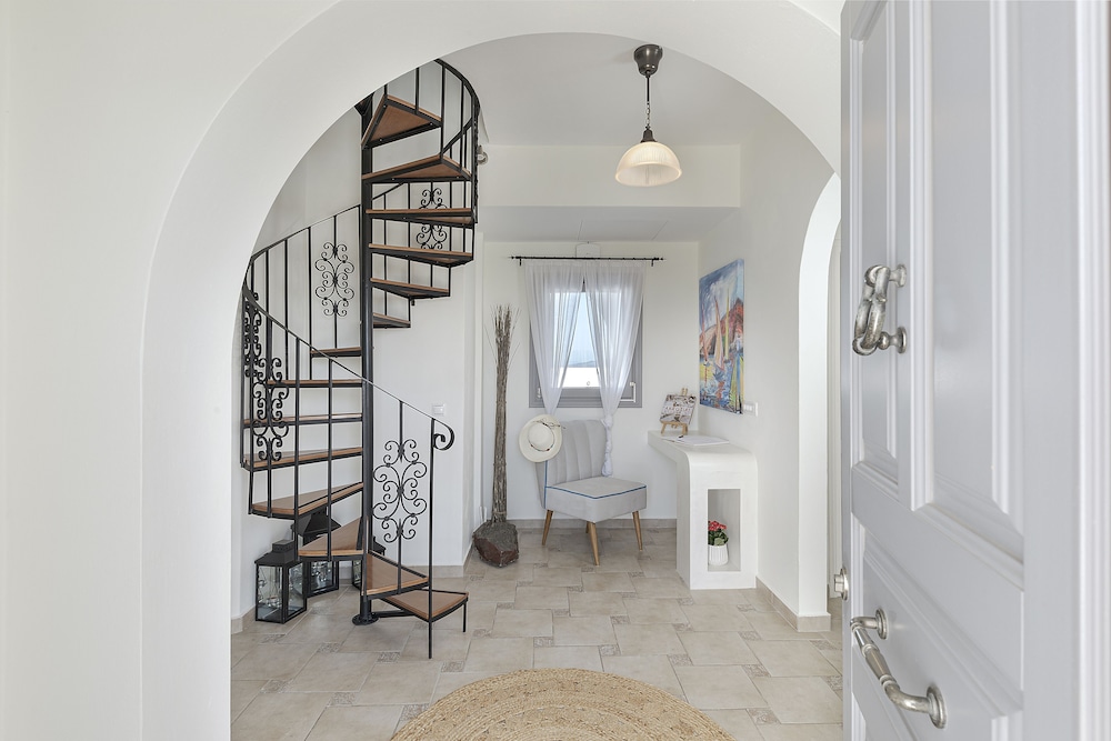 Hemera Holiday Home — Emporeio — photo 2