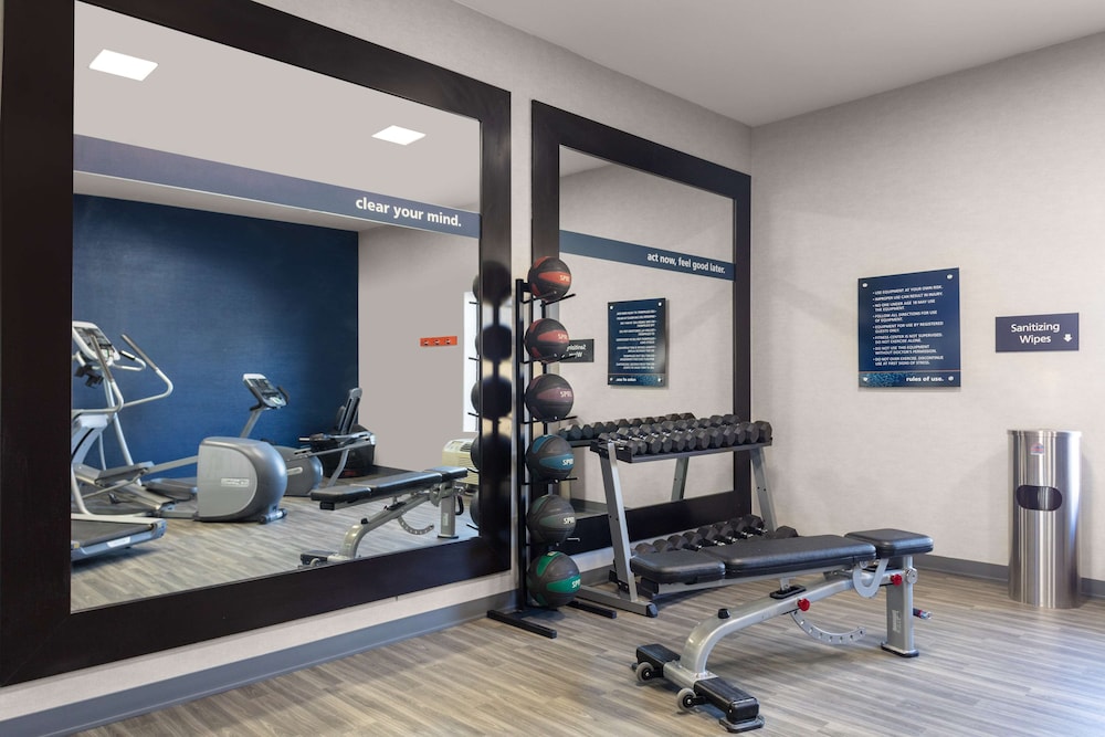Hampton Inn Castle Rock - photo 9