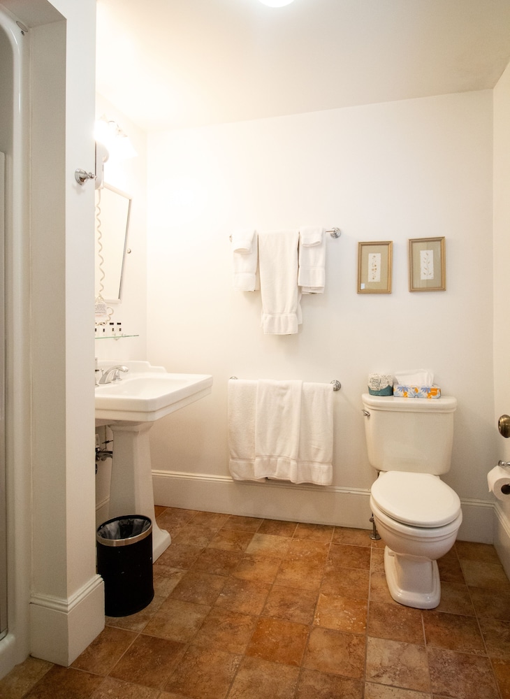 Delamater Inn - photo 88