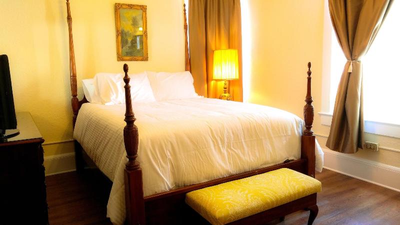 The DeLand Hotel - photo 35