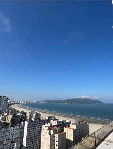 flat em Santos quadra da praia in Santos, Brasil