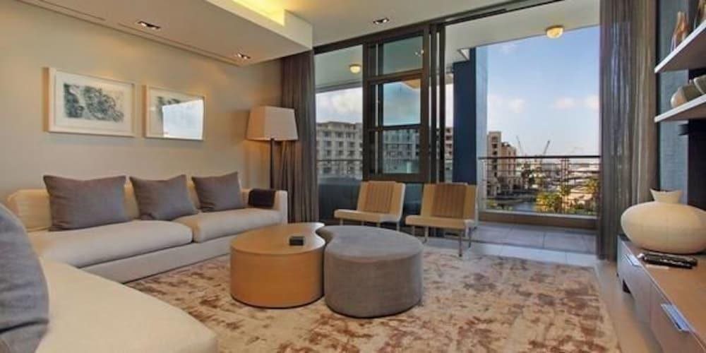 Magnascape Waterfront Apartments