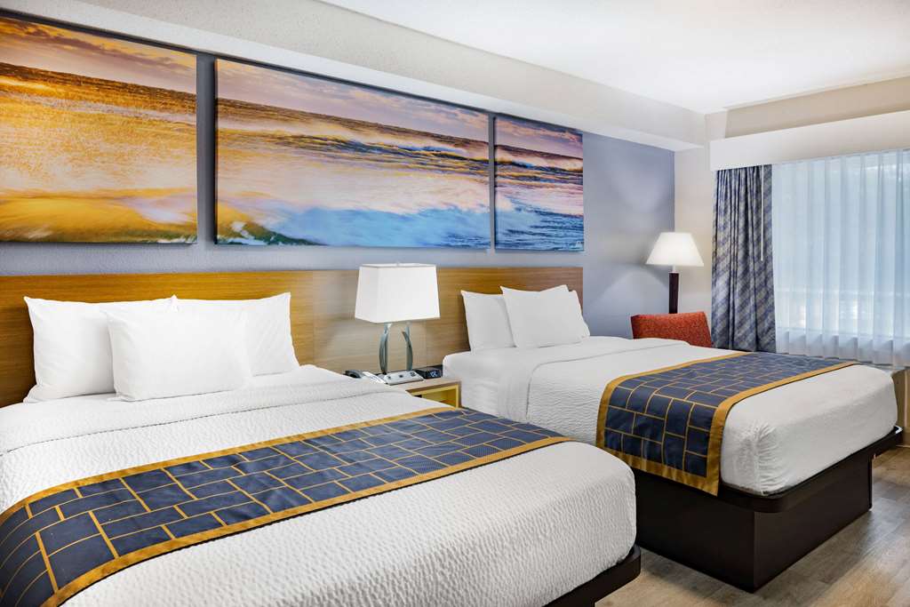 Days Inn & Suites by Wyndham Savannah Midtown - photo 33