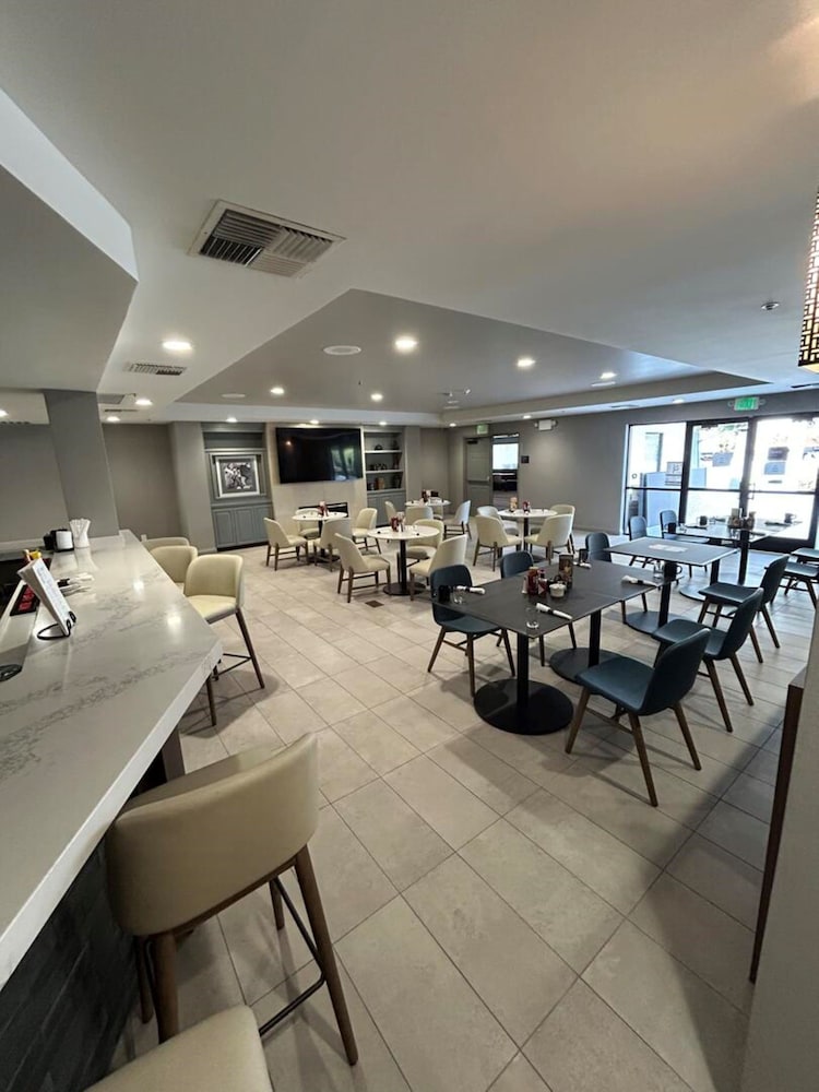 Holiday Inn Dublin Pleasanton by IHG - photo 28