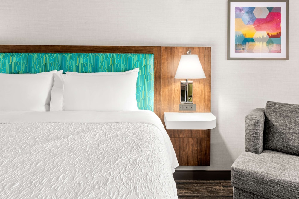 Hampton Inn & Suites Portland Tigard - photo 6