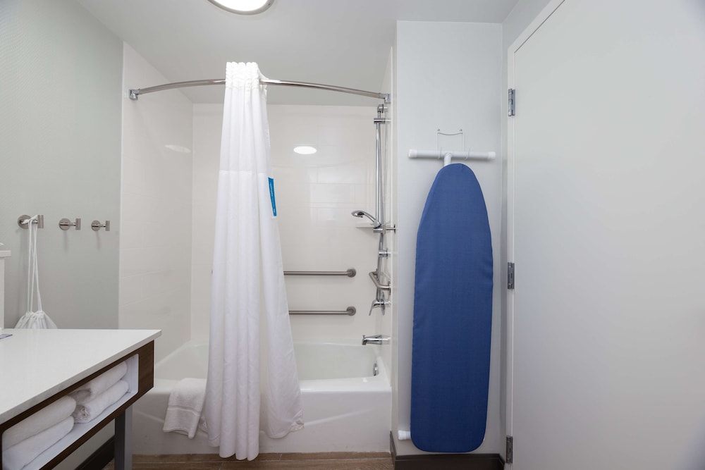 Hampton Inn Christiansburg Blacksburg - photo 25