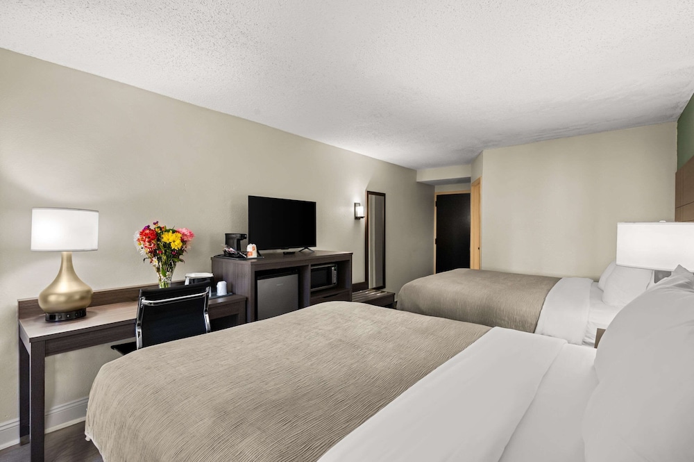 Quality Inn & Suites North Little Rock - photo 15