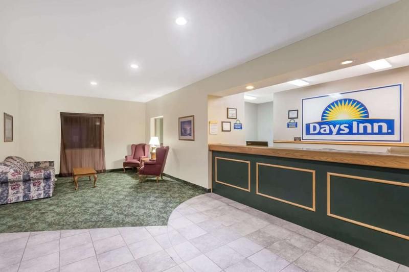 Days Inn Manchester - photo 22