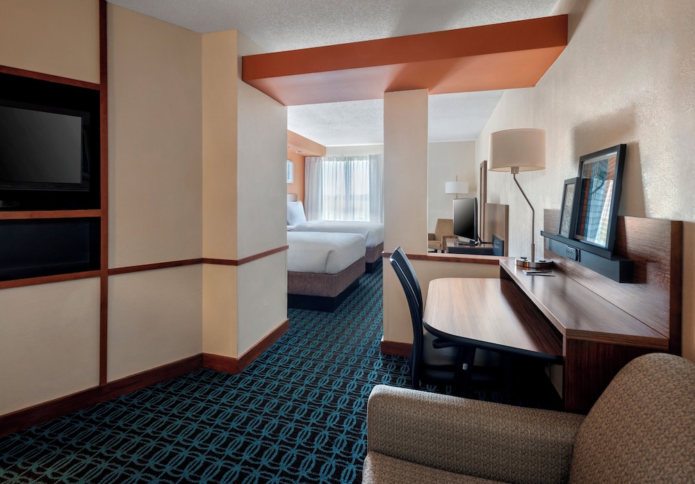 Fairfield Inn & Suites by Marriott Dover - photo 12