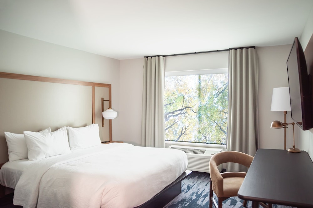 Fairfield by Marriott Inn & Suites Kingsport - photo 12