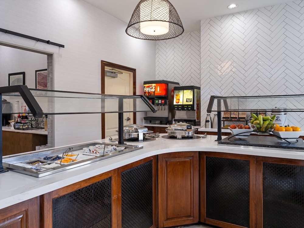 Staybridge Suites Rochester University by IHG - photo 39