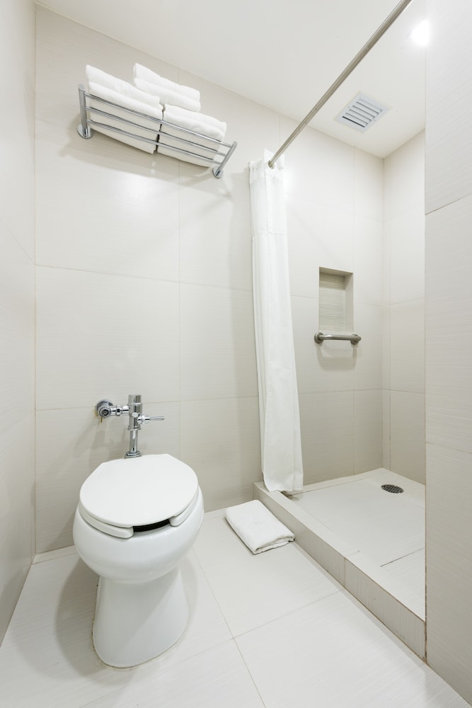 Bathroom shower