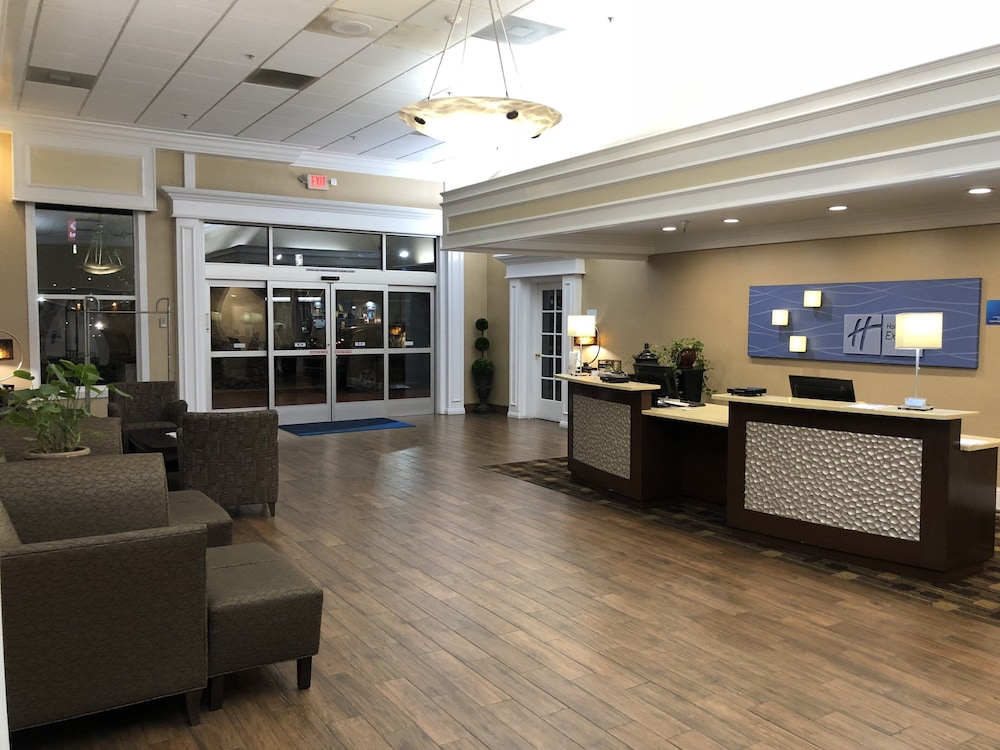 Holiday Inn Express Hotel & Suites Corning by IHG - photo 31