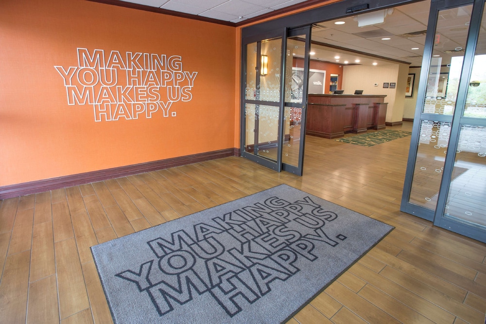 Hampton Inn & Suites Cincinnati Union Center - photo 57