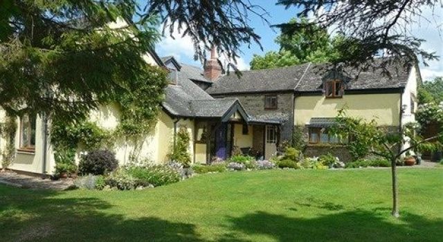 Field House — 5-Star Luxury Hotel in Cardington, United Kingdom
