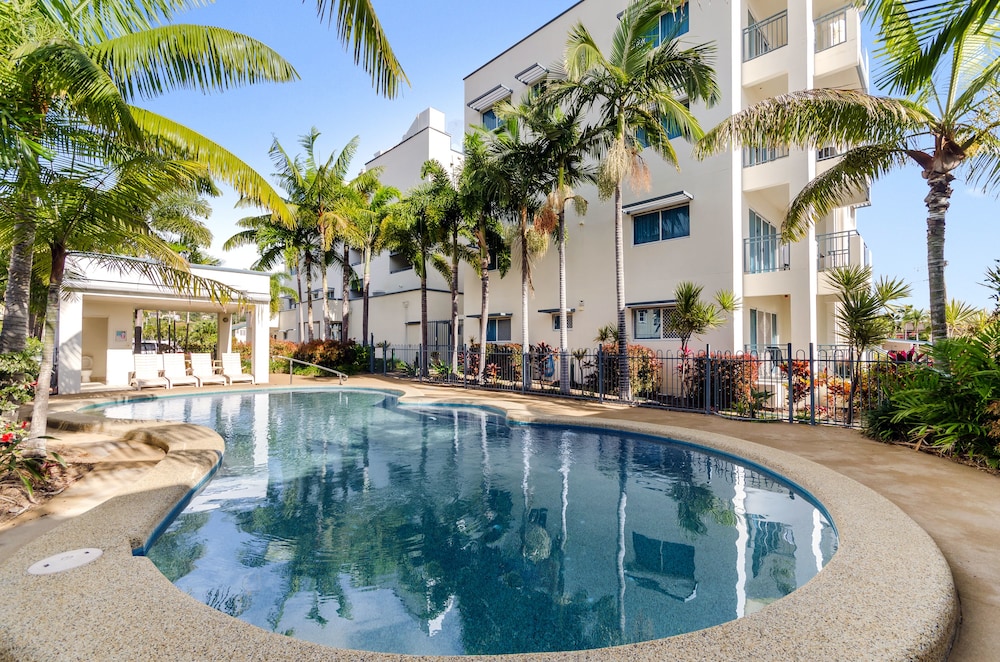 Madison Ocean Breeze Apartments — 4-Star Luxury Hotel in Townsville, Australia