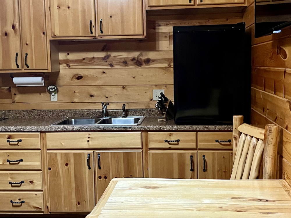 Badlands Frontier Cabins - photo 42