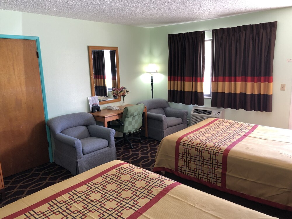 Klamath Motor Lodge - photo 10