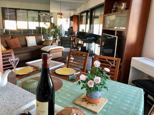 Nid de rA ve vue imprenable sur Paris et terrasse 10m2