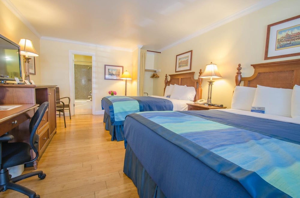 Continental Inn - photo 18