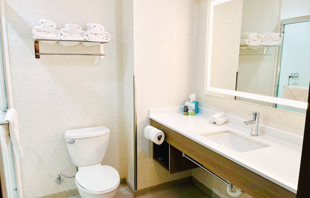 Holiday Inn Express & Suites Frazier Park by IHG - photo 23