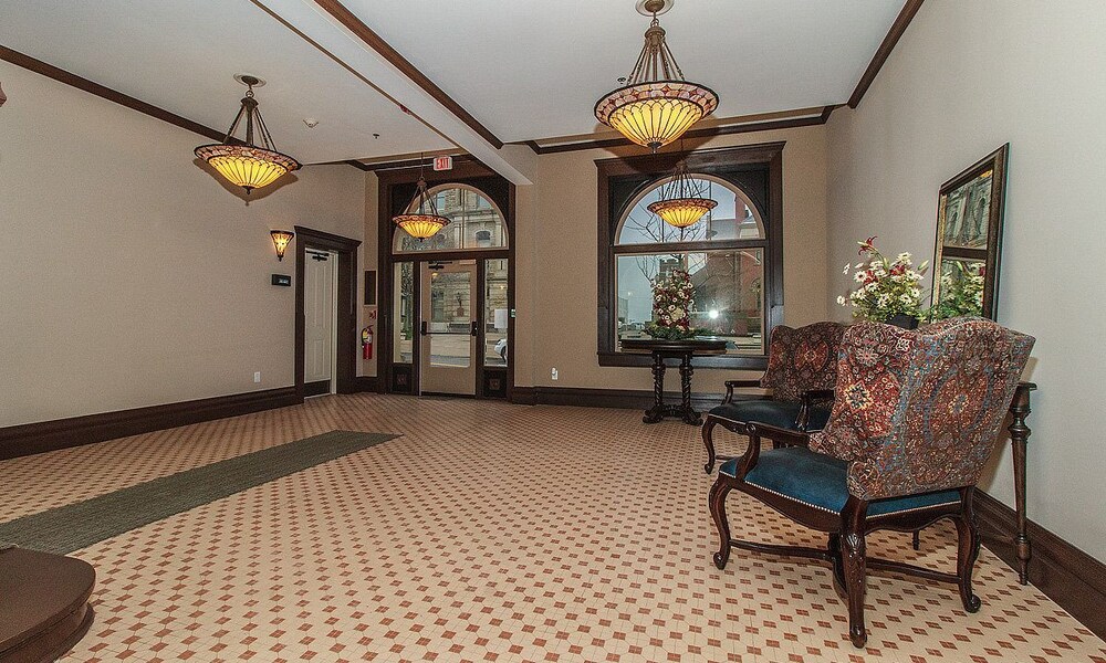 Clarendon Extended Stay Hotel - photo 2
