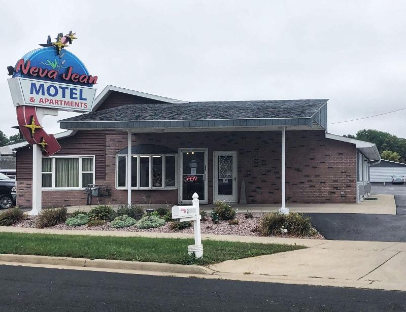 Neva Jean Motel — Marshfield