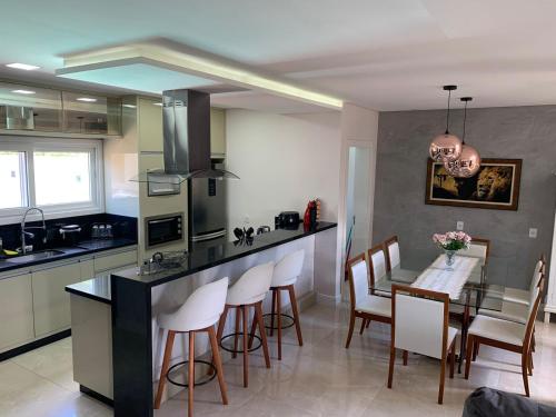 Sobrado Zona Norte in Capao Da Canoa, Brasil