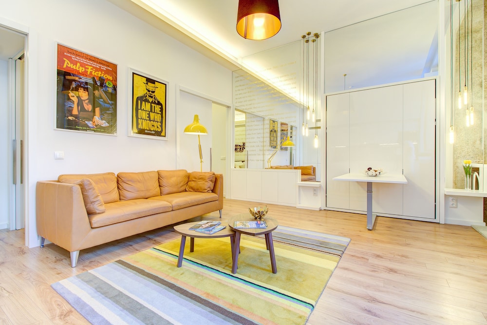 Design Flat in Porto Downtown — 4-Star Luxury Hotel in Porto, Portugal