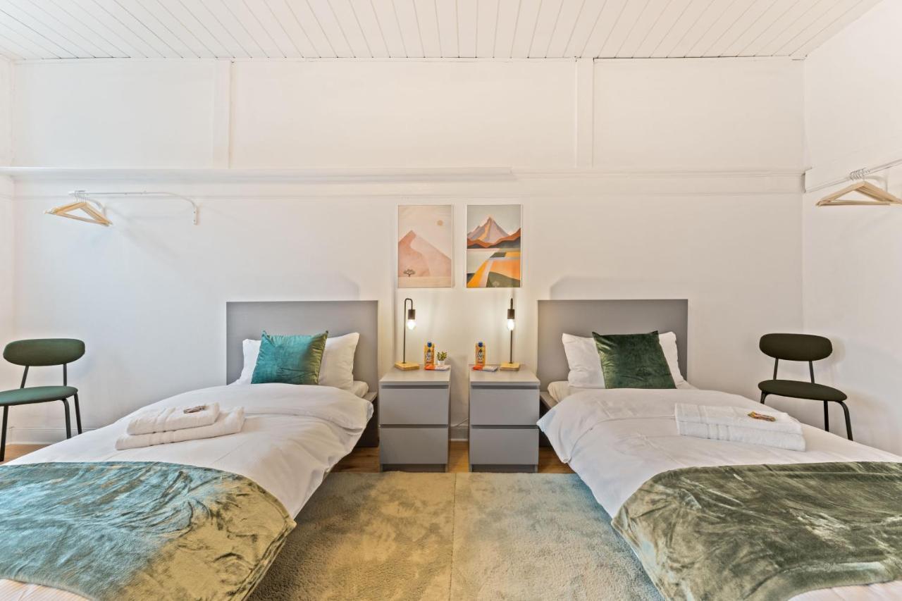 Neues zentrales Apartment 10 Betten vollmöbliert Wifi — 4-Star Luxury Hotel in Berlin, Germany