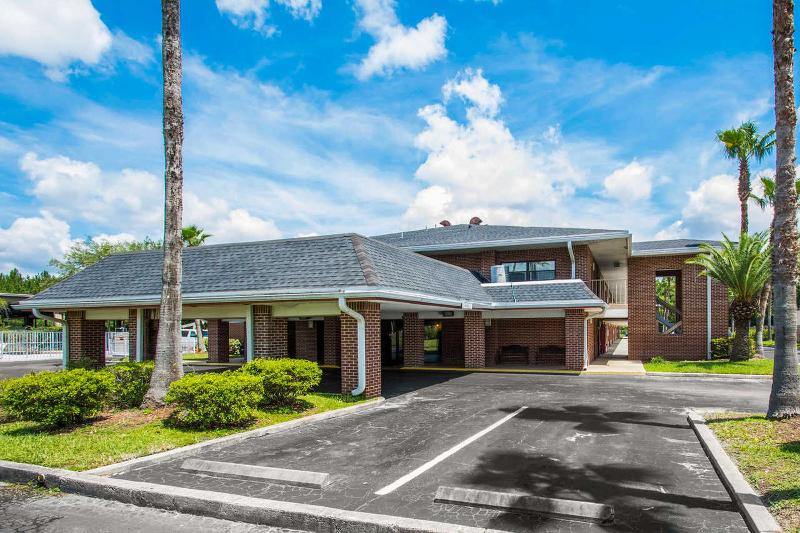 SureStay by Best Western Jacksonville Airport - photo 5