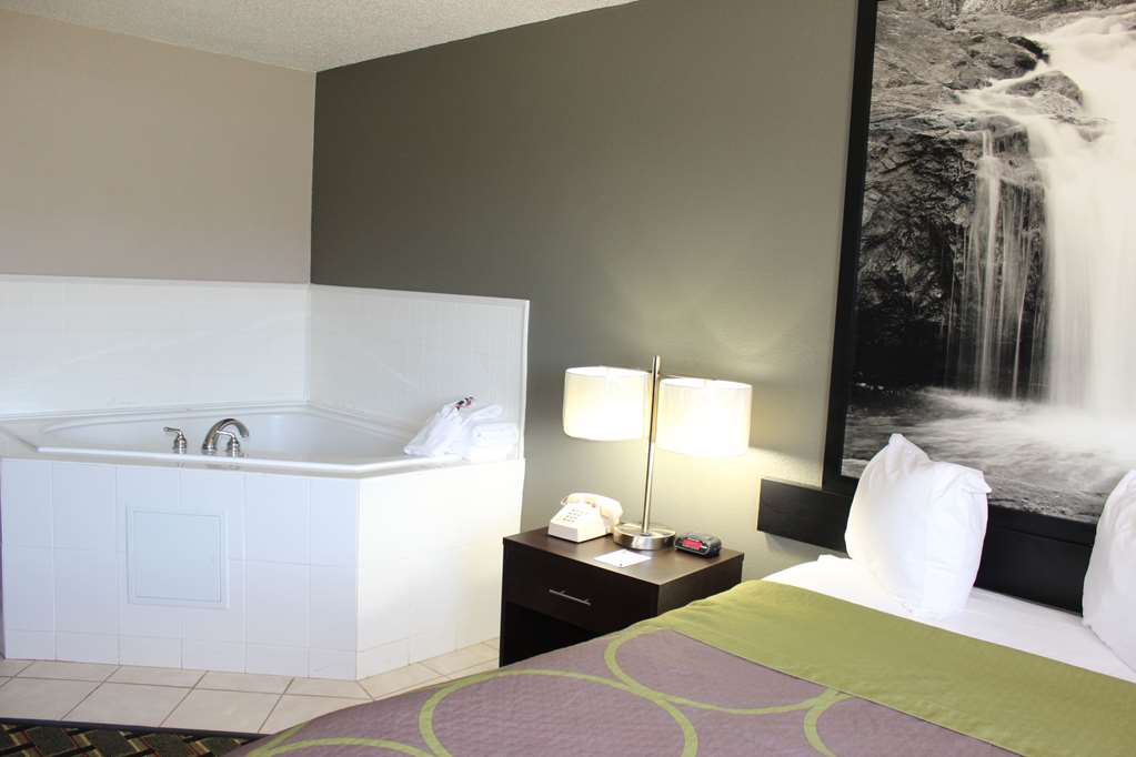 Super 8 by Wyndham Grand Rapids Wyoming - photo 11