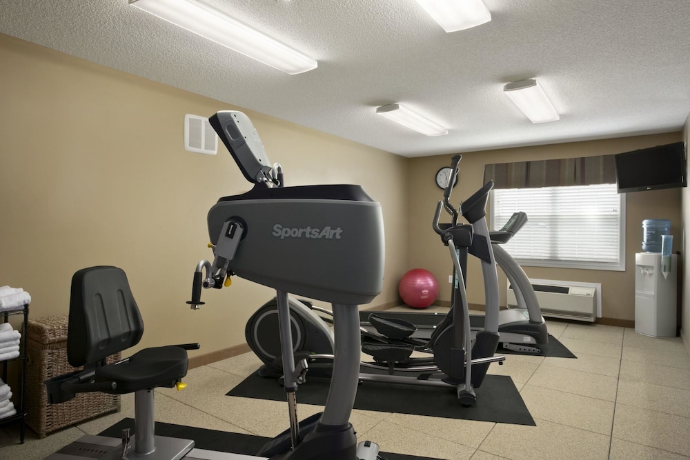Microtel Inn By Wyndham Mineral Wells Parkersburg - photo 13