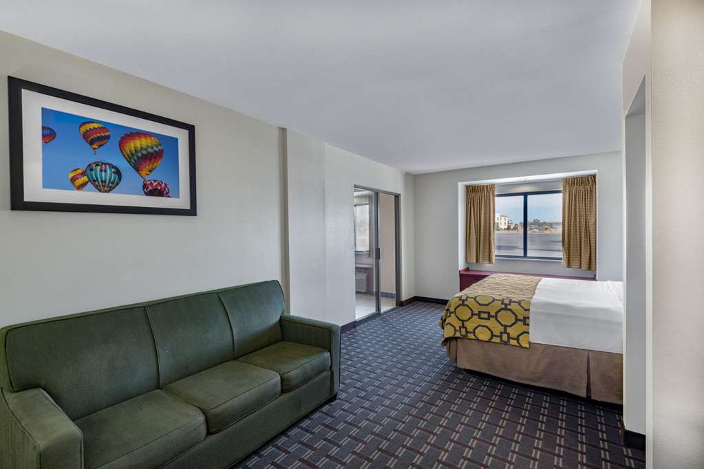 Baymont by Wyndham Farmington - photo 22