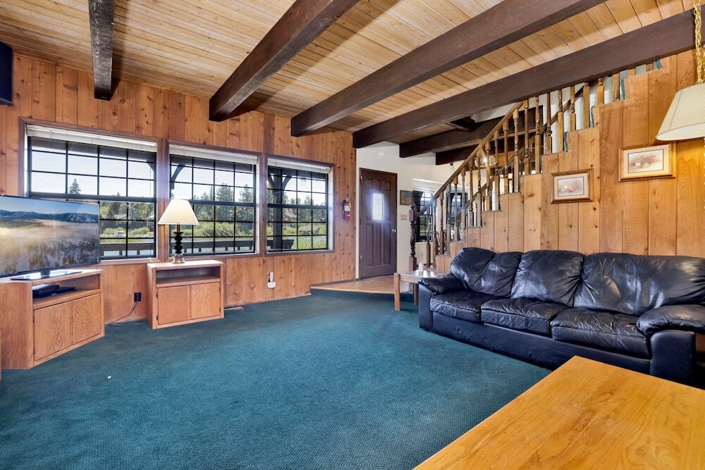 Breezy Estate #114 - featured photo