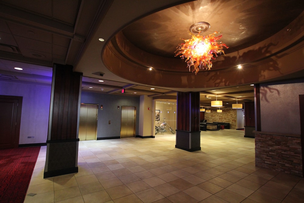 Grand Z Casino Hotel by Red Lion Hotels - photo 3