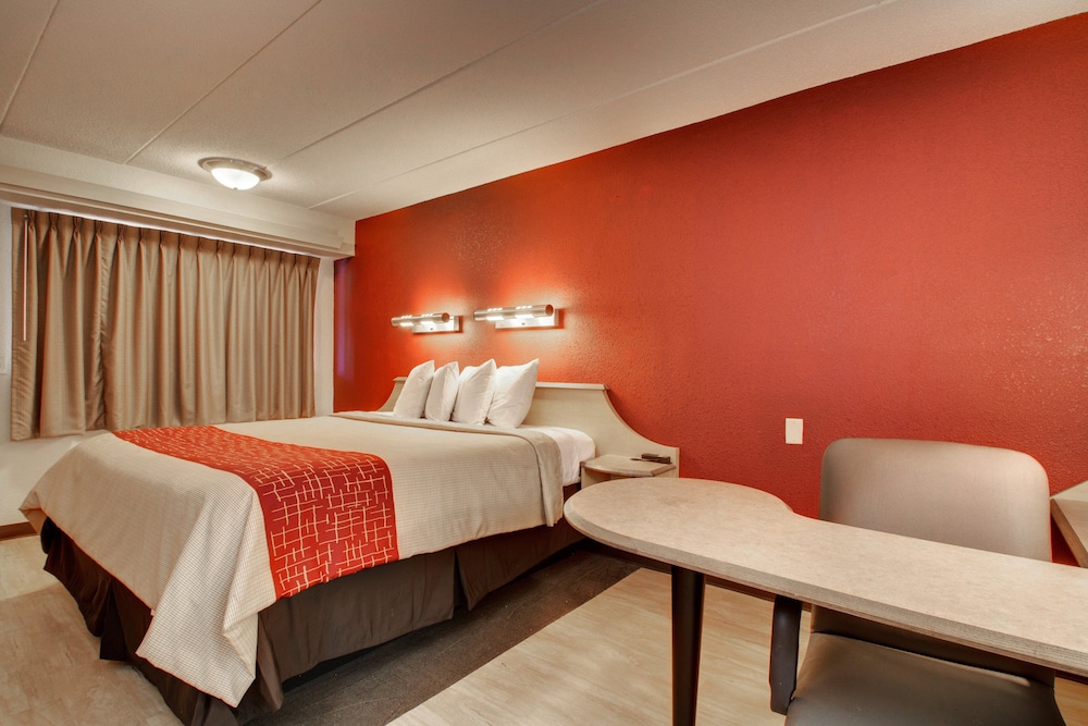 Red Roof Inn St Louis Westport Maryland Heights - photo 16