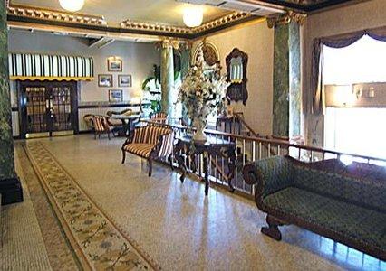 Clarion Inn & Suites Belleville — Belleville — photo 5