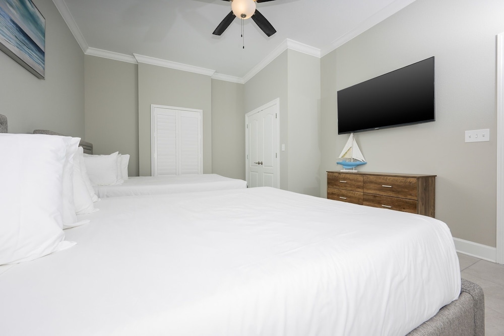 Phoenix Gulf Towers 2007 3 Bedroom Condo - photo 8