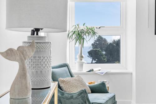 The Seaview Suites at The Corbyn Apartments — 4-Star Luxury Hotel in Torquay, United Kingdom