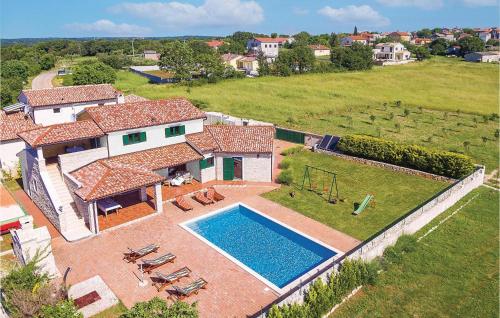 Holiday Home Valtura Valtura — 5-Star Luxury Hotel in Liznjan, Croatia