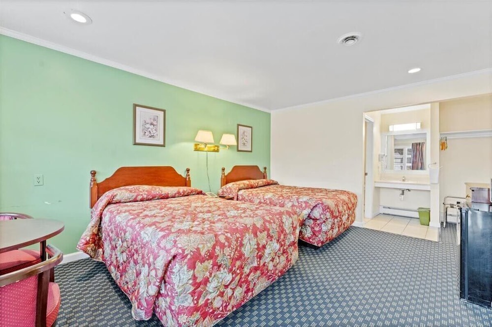 Top Hill Motel - photo 11