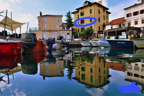 Apartment Mandrać with sea view and free parking — 4-Star Luxury Hotel in Opatija, Croatia