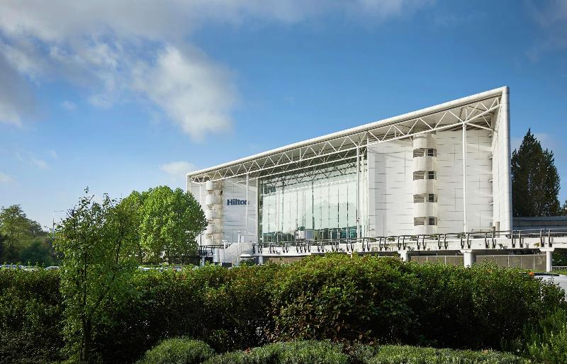 Hilton London Heathrow Airport — 4-Star Luxury Hotel in Hounslow, United Kingdom