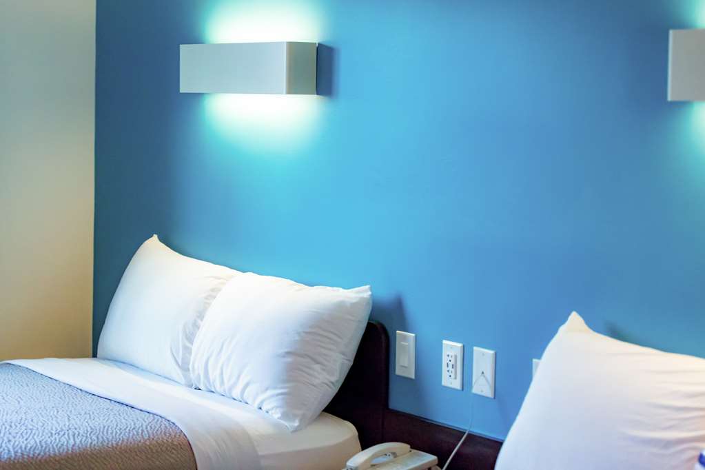 Motel 6 Pottstown PA - photo 5