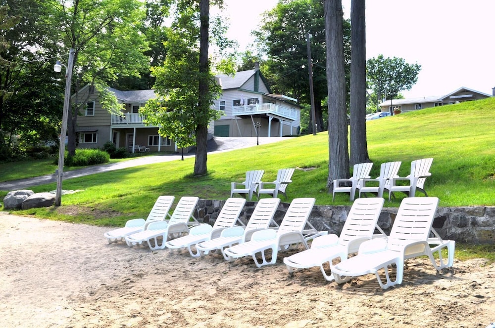 Tea Island Resort - photo 16